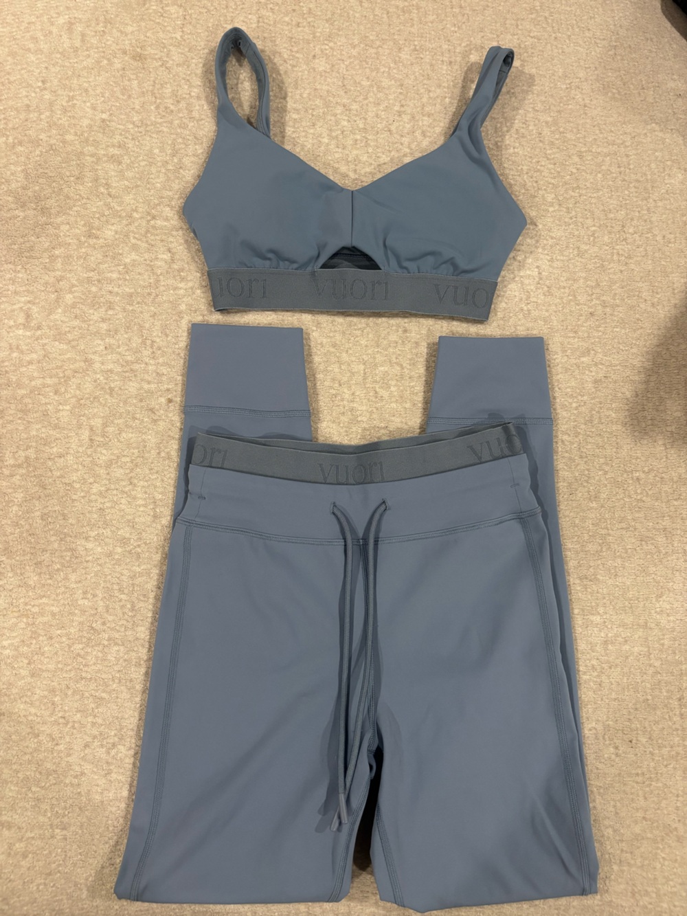Vuori Slate Blue Active Leggings and Sports Bra Set
